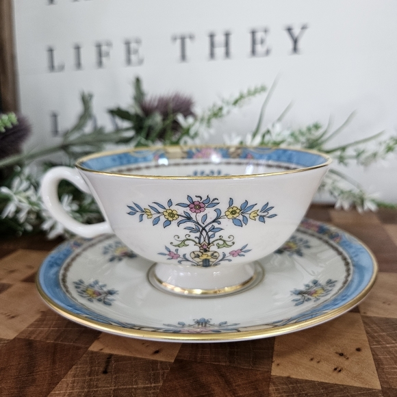 Blue Tree Lenox Tea Cup and Saucer vintage Discontinued Pattern - Picture 9 of 13